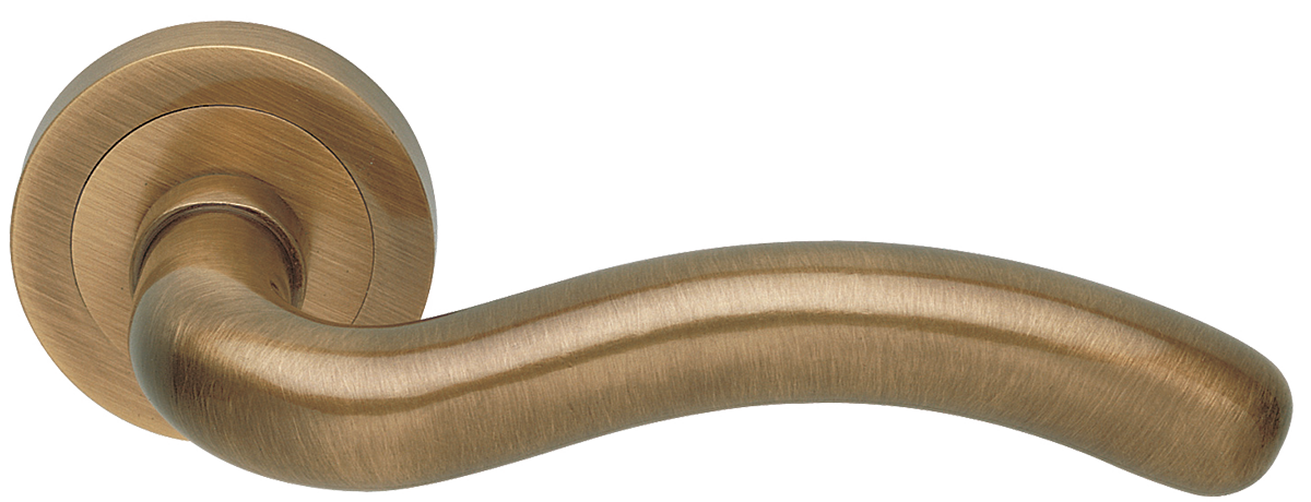 Ручка дверная SNAKE R2 BGO раздельная на круглой розетке, цвет матовая бронза, латунь фото купить в Сочи